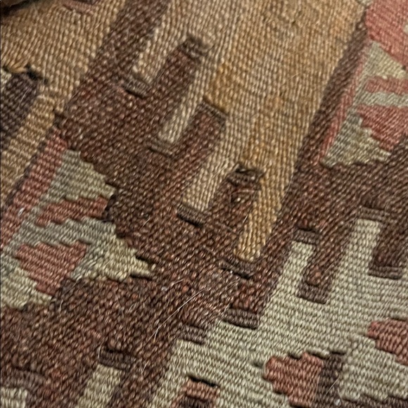 Geometric Patterned Tapestry Pillow Cover - Picture 6 of 6